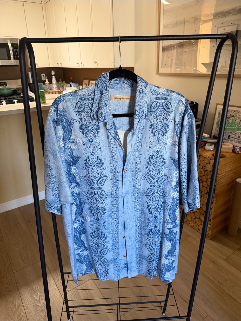 Tommy Bahama 100% Silk Blue Medallion Paisley Short Sleeve Camp Shirt Large